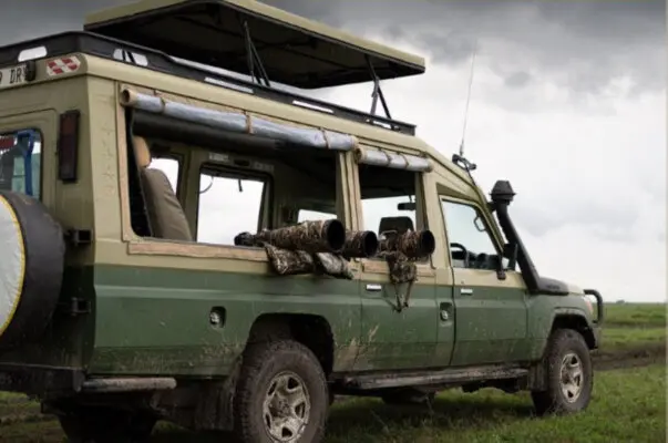 Special photographic safari Land Cruiser for wildlife photography safari in Tanzania